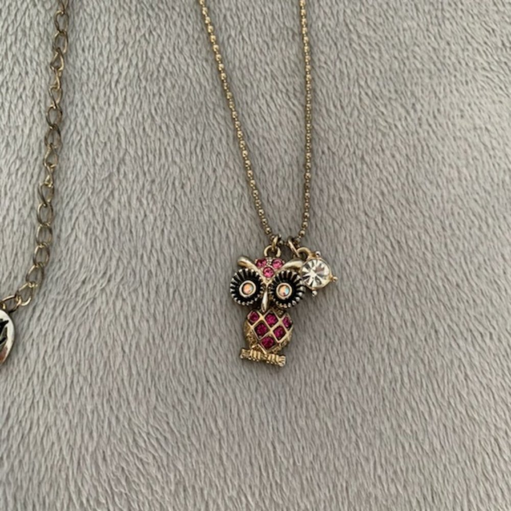 NWOT pink owl Betsey Johnson Necklace